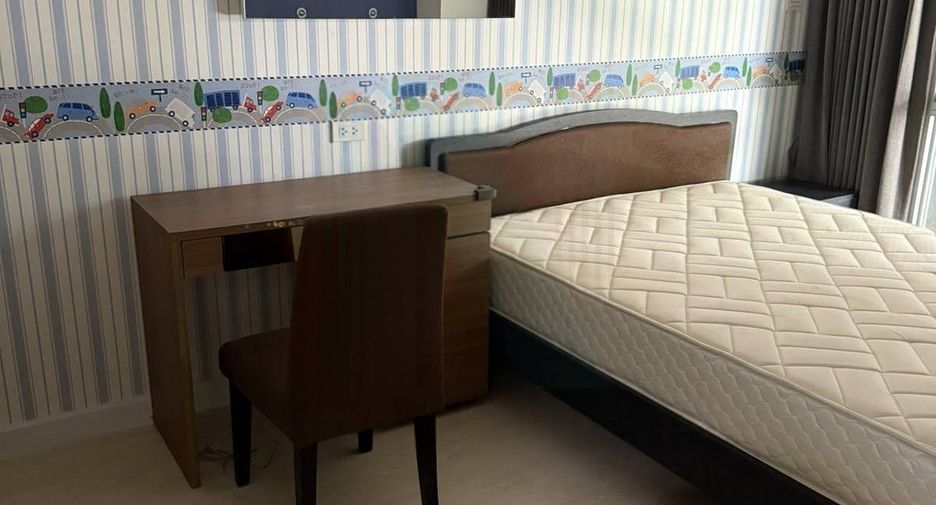 Condo en alquiler de 2 habitaciones en Phra Khanong, Bangkok