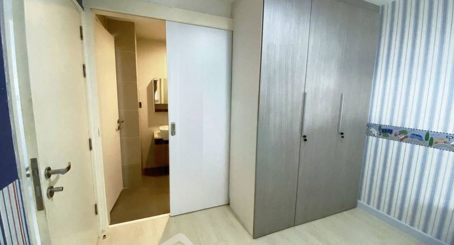 Condo en alquiler de 2 habitaciones en Phra Khanong, Bangkok