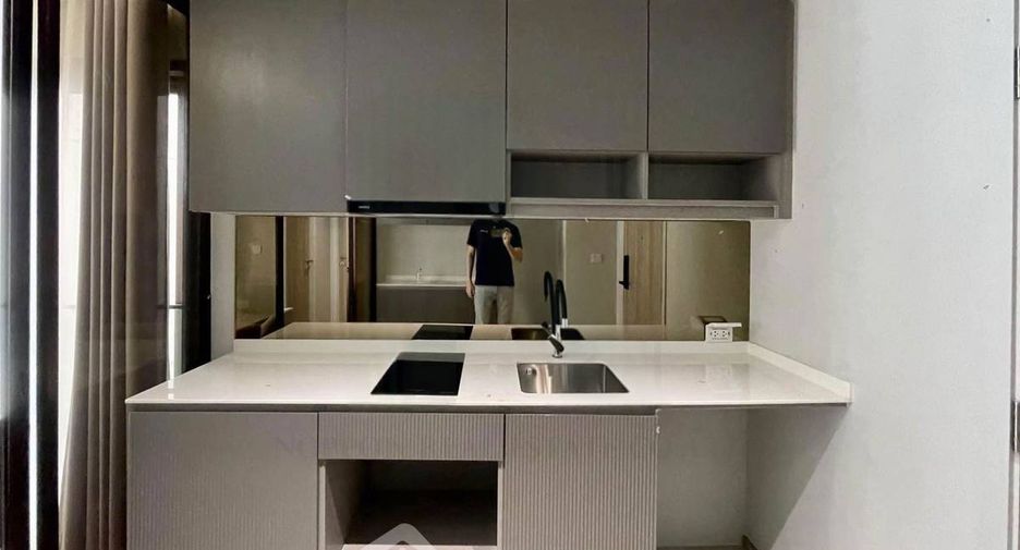 For rent 2 ベッドルーム condo in Watthana, Bangkok