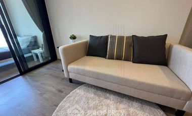 Condo en alquiler de 2 habitaciones en Bang Sue, Bangkok