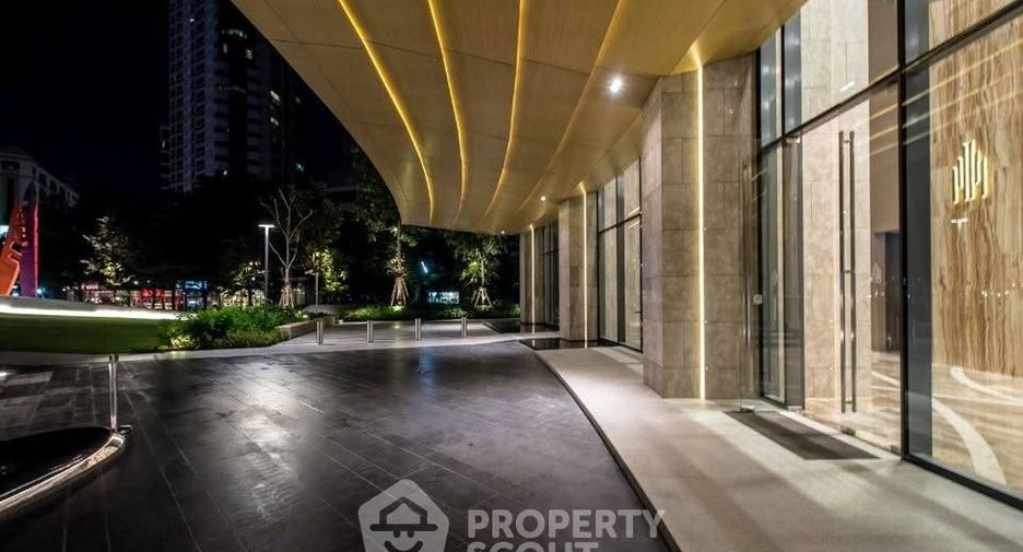 For rent 2 bedrooms condo in Khlong Toei, Bangkok