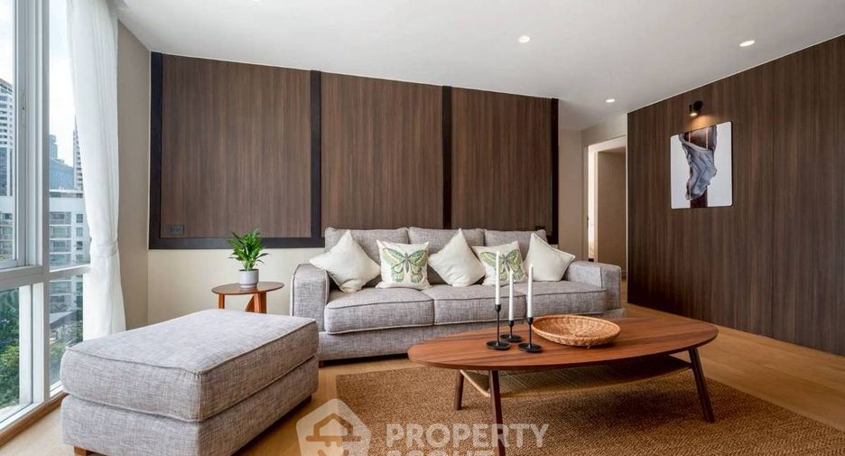 For rent 2 bedrooms condo in Khlong Toei, Bangkok