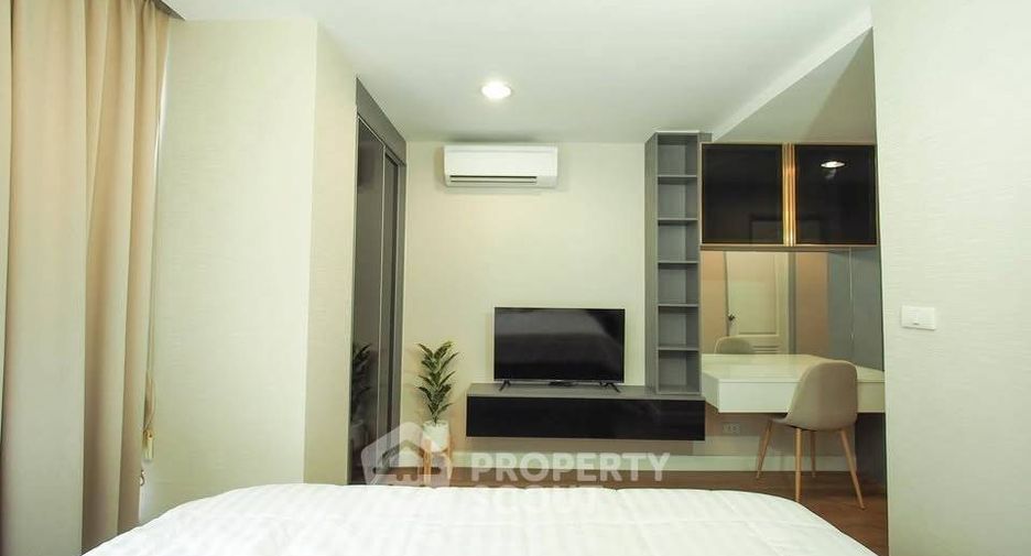 À louer 4 chambres condo à Bang Rak, Bangkok