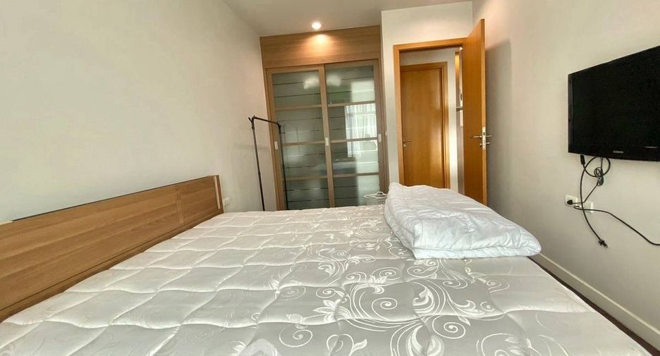 For rent 1 bed condo in Watthana, Bangkok