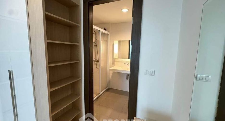For rent 1 Beds condo in Huai Khwang, Bangkok