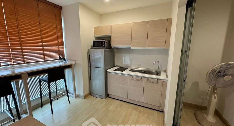 For rent 1 Beds condo in Huai Khwang, Bangkok