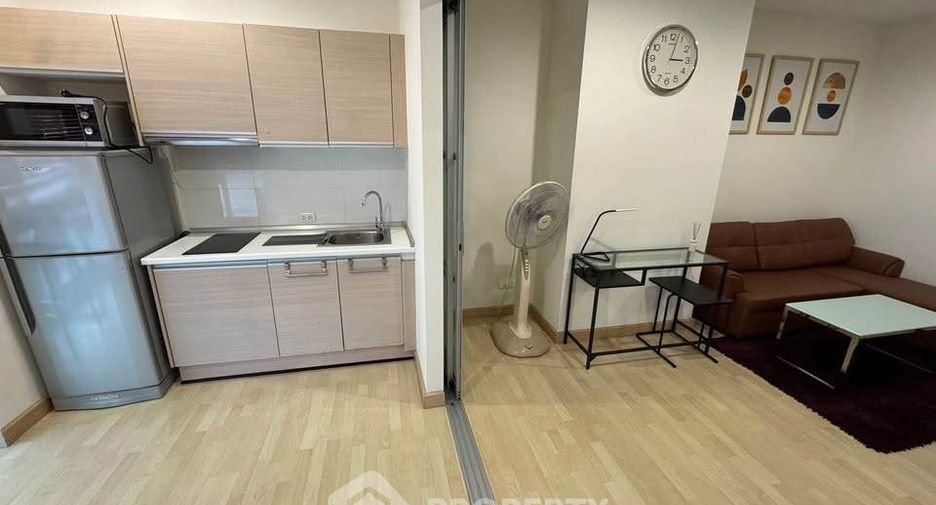 For rent 1 Beds condo in Huai Khwang, Bangkok