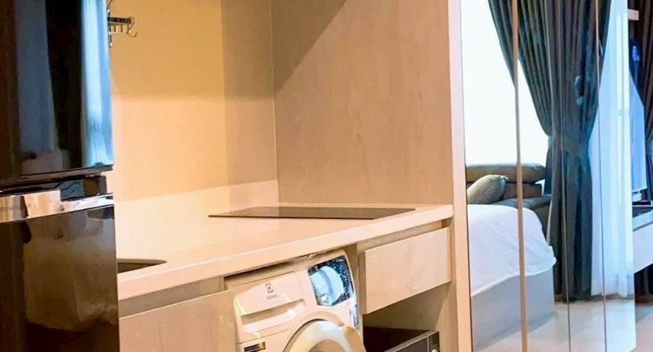 For rent 1 bed condo in Pathum Wan, Bangkok