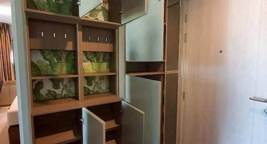 For rent 2 bedrooms condo in Pathum Wan, Bangkok