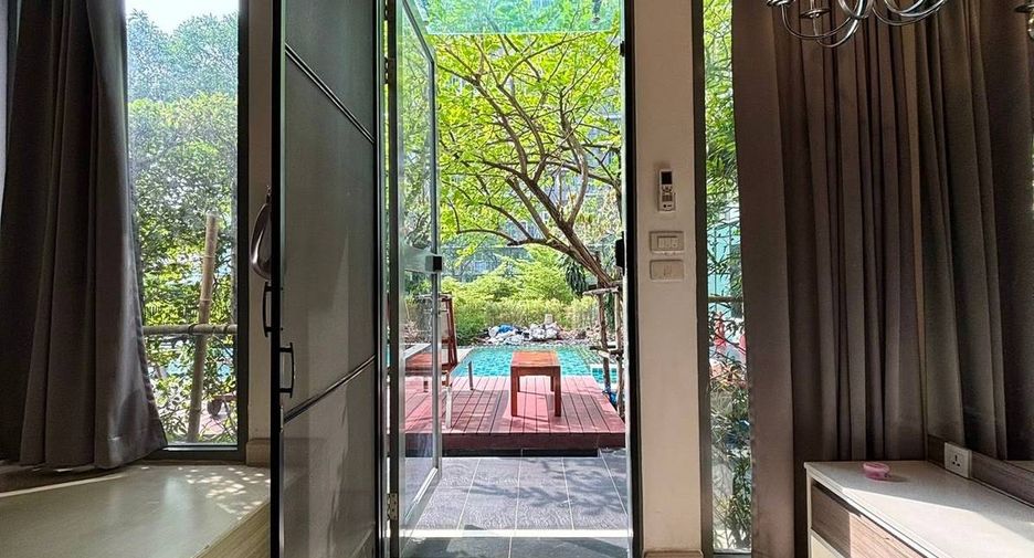 Condo en alquiler de 1 habitaciones en Phra Khanong, Bangkok