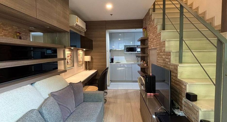 Condo en alquiler de 1 habitaciones en Phra Khanong, Bangkok