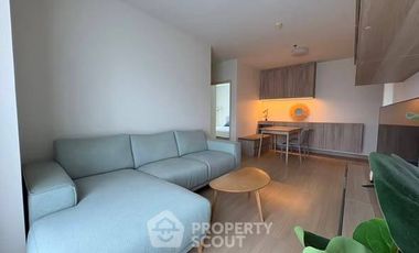 Condo en alquiler de 2 habitaciones en Huai Khwang, Bangkok