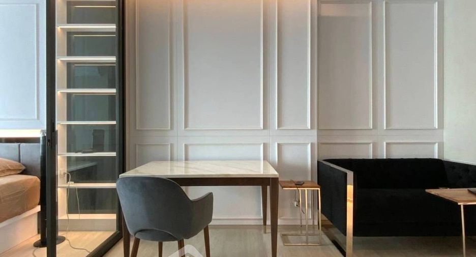 For rent 1 bed condo in Pathum Wan, Bangkok