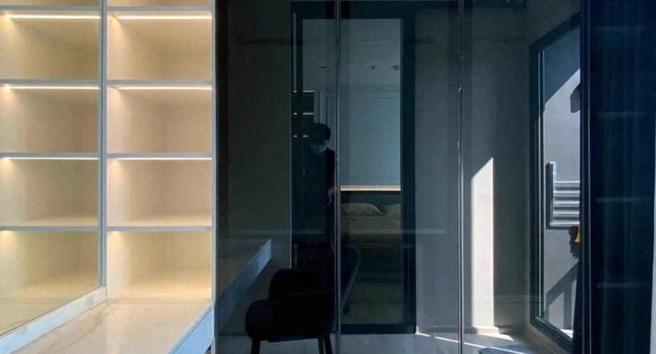 For rent 1 bed condo in Pathum Wan, Bangkok