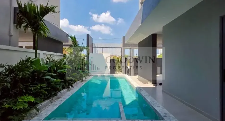 Haus zum Kauf mit 6 Zimmer in Sattahip, Chonburi