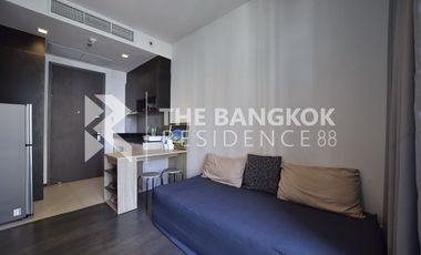 À vendre 1 chambre condo à Khlong Toei, Bangkok