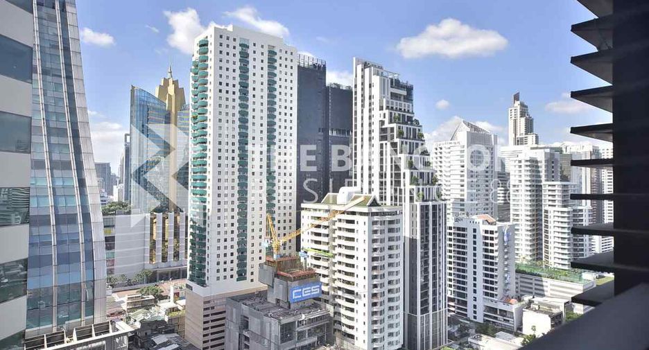For sale 1 bed condo in Khlong Toei, Bangkok