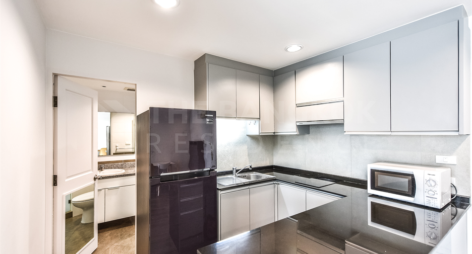 For rent 2 bedrooms condo in Khlong Toei, Bangkok