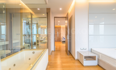 For sale 2 bedrooms condo in Watthana, Bangkok