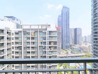 For sale 2 bedrooms condo in Huai Khwang, Bangkok