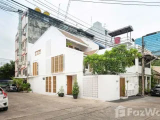 出租 5 卧室 独立屋 在 Watthana, 曼谷