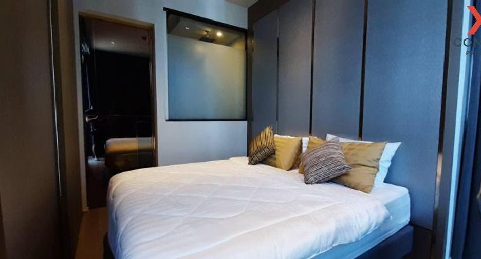 Condo en alquiler de 1 habitaciones en Bang Rak, Bangkok