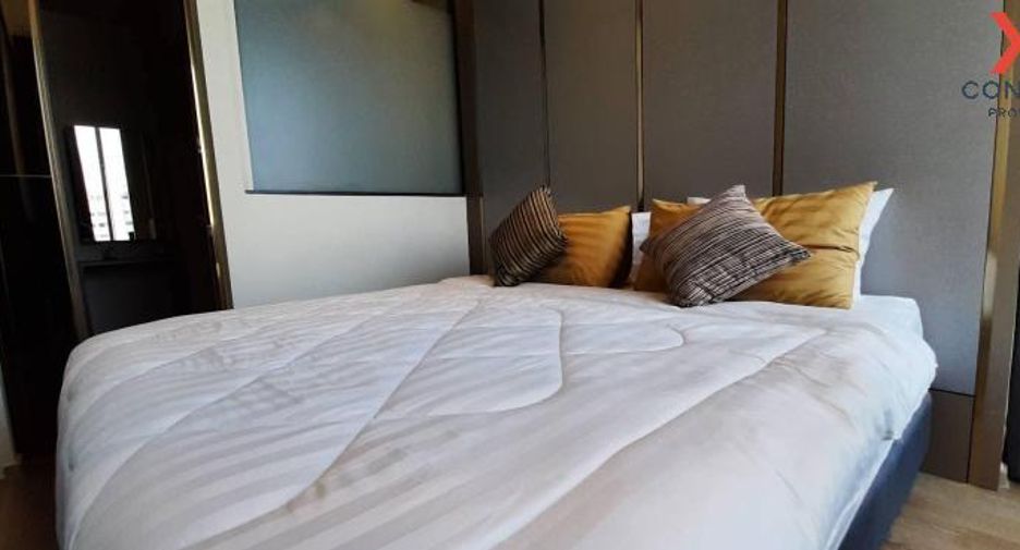 Condo en alquiler de 1 habitaciones en Bang Rak, Bangkok
