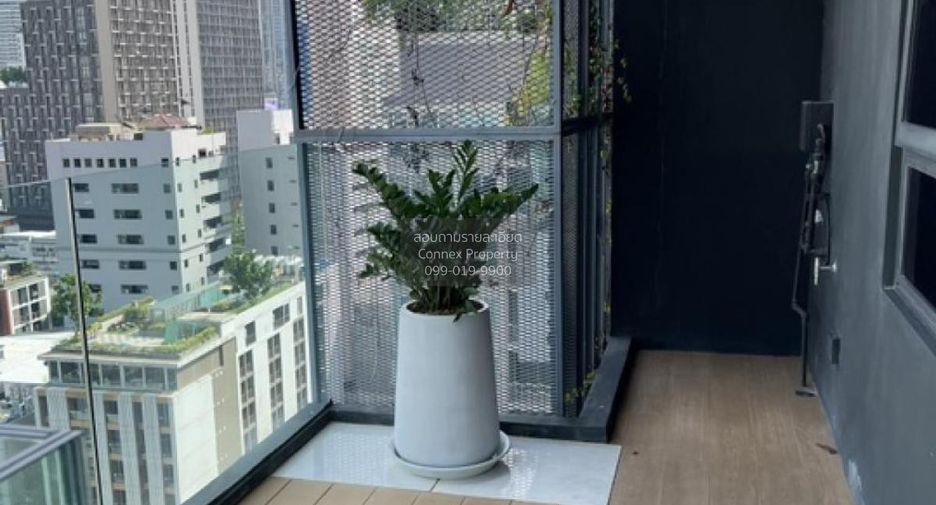 For rent 3 bedrooms condo in Watthana, Bangkok
