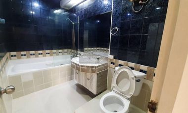 Condo en alquiler de 2 habitaciones en Watthana, Bangkok