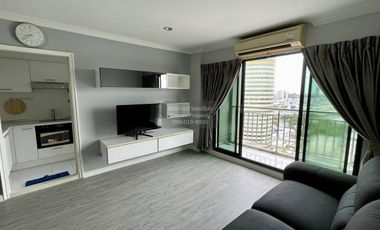 Wohnung zur Miete mit 2 Zimmer in Yan Nawa, Bangkok