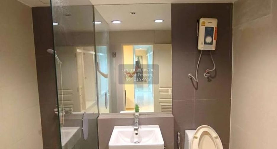 Condo en alquiler de 2 habitaciones en Khlong Toei, Bangkok