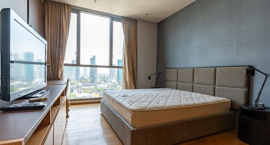 For rent and for sale 2 bedrooms condo in Khlong Toei, Bangkok