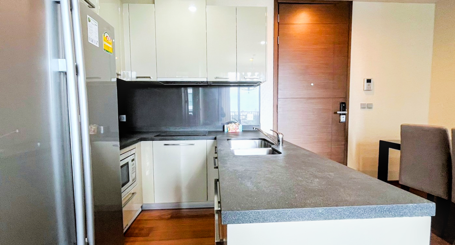 ให้เช่า 2 ห้องนอน คอนโด ใน วัฒนา, กรุงเทพฯ