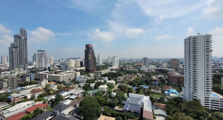 ให้เช่า 2 ห้องนอน คอนโด ใน วัฒนา, กรุงเทพฯ