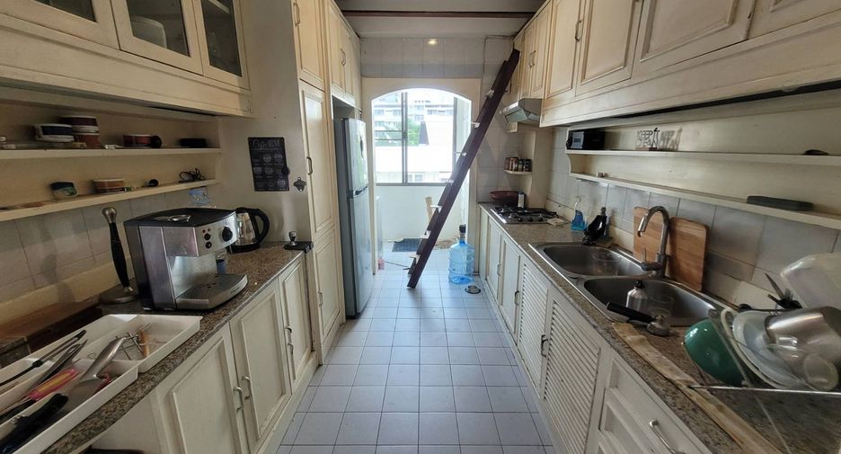 Wohnung zur Miete mit 2 Zimmer in Khlong Toei, Bangkok