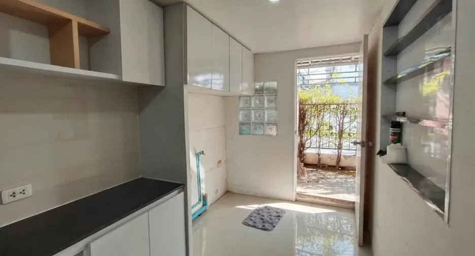 Reihenhaus zum Kauf mit 3 Zimmer in East Pattaya, Pattaya
