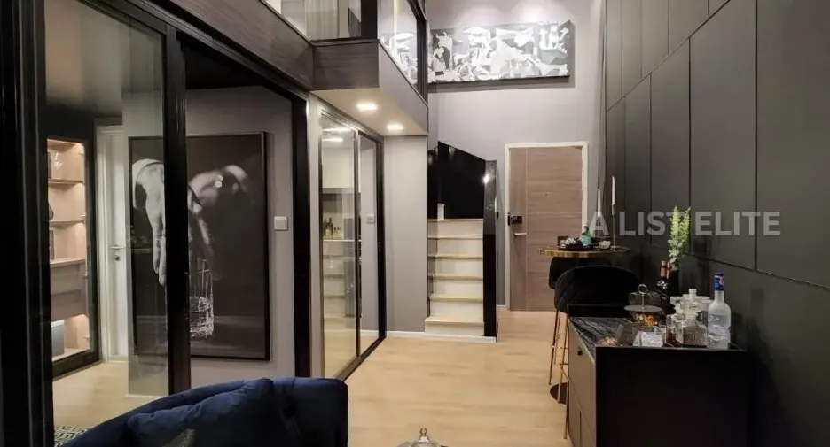 For sale 2 bedrooms condo in Khlong Toei, Bangkok