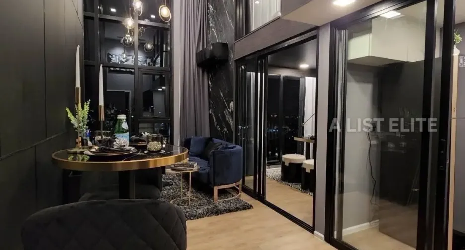 For sale 2 bedrooms condo in Khlong Toei, Bangkok