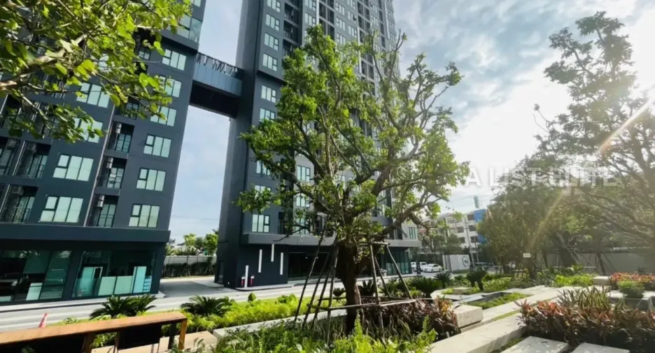 Condo en venta de 2 habitaciones en Khlong Toei, Bangkok
