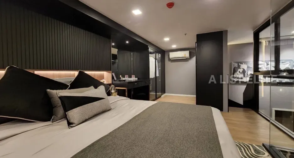 Condo en venta de 2 habitaciones en Khlong Toei, Bangkok