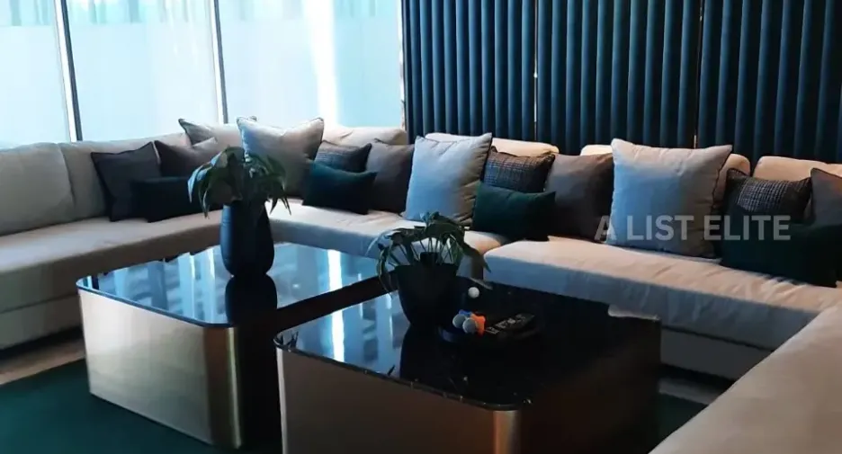 Condo en venta de 2 habitaciones en Khlong Toei, Bangkok