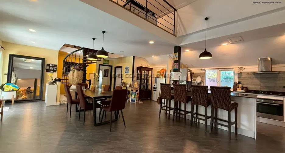 Casa en venta de 3 habitaciones en Jomtien, Pattaya