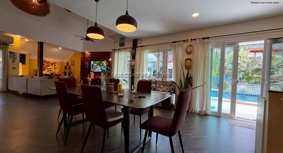 For sale 3 bedrooms house in Jomtien, Pattaya
