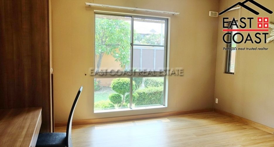 Casa en alquiler de 4 habitaciones en East Pattaya, Pattaya