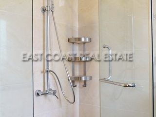 Casa en alquiler de 4 habitaciones en Bang Lamung, Chonburi
