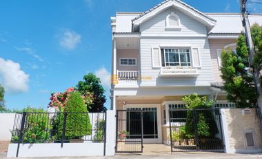 For sale 3 ベッドルーム house in Huay Yai, Pattaya