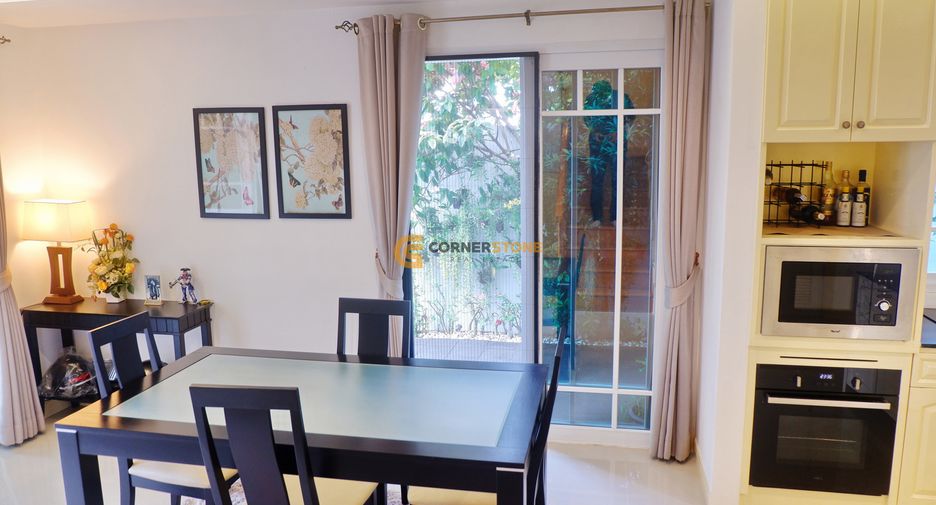 For sale 3 ベッドルーム house in Huay Yai, Pattaya