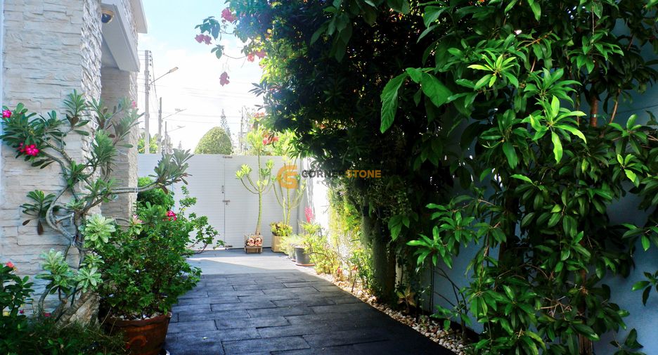 For sale 3 ベッドルーム house in Huay Yai, Pattaya