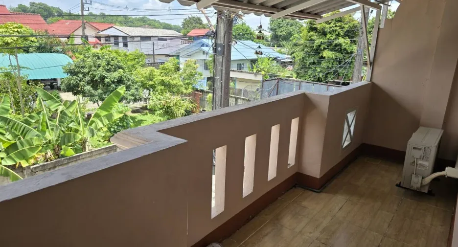 Casa adosada en alquiler de 2 habitaciones en Mueang Chiang Rai, Chiang Rai