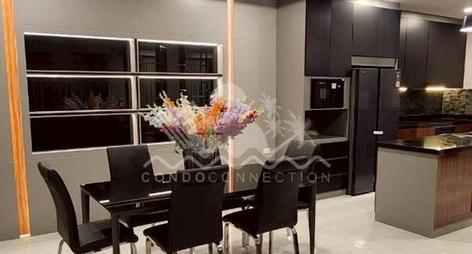 For sale そして for rent 5 ベッドルーム house in Bang Lamung, Chonburi